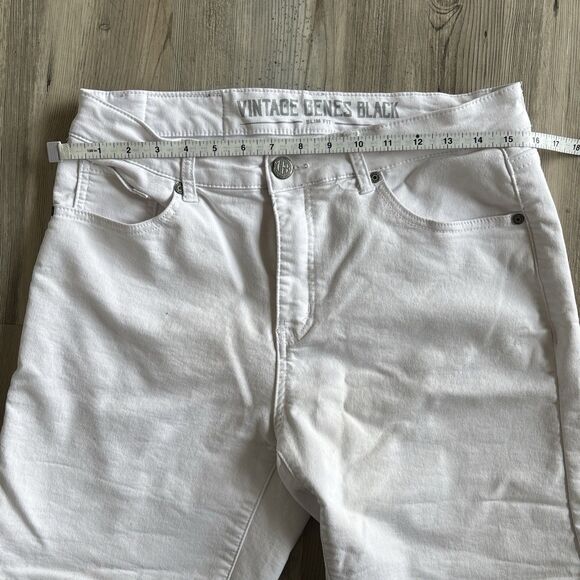Vintage Genes Black Slim Fit Shorts,  Women’s Size 32 White MSRP $55 - Picture 5 of 10